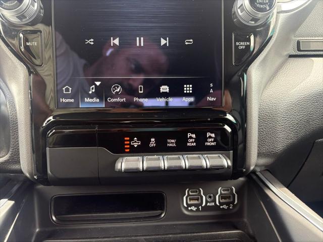 2022 Ram 1500 Laramie Crew Cab 4x2 5'7" Box