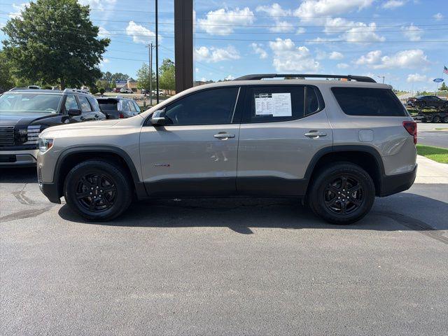 2022 GMC Acadia AWD AT4