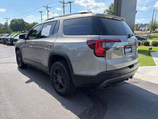 2022 GMC Acadia AWD AT4