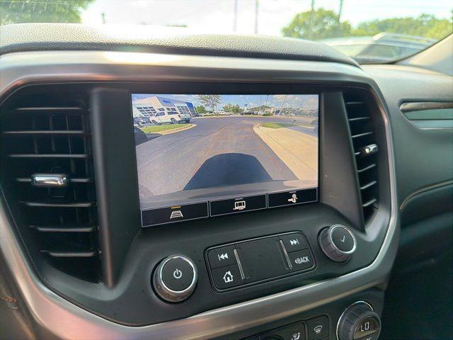 2022 GMC Acadia AWD AT4
