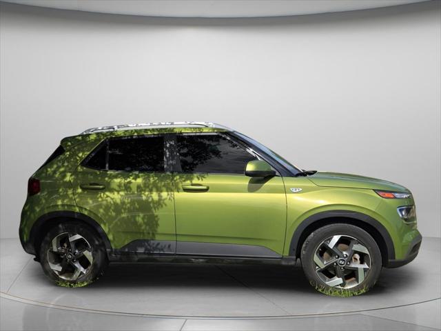 2023 Hyundai Venue SEL