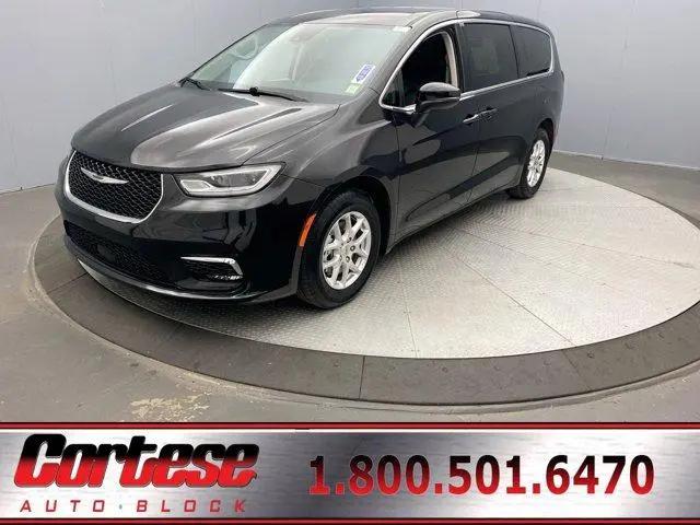 2023 Chrysler Pacifica Touring L for sale in Rochester, NY