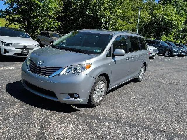 2016 Toyota Sienna XLE for sale in Wexford, PA