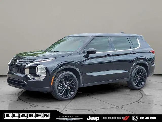 2023 Mitsubishi Outlander SE Black Edition S-AWC for sale in Kent, OH