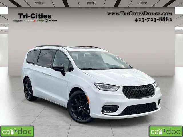 2025 Chrysler Pacifica Limited for sale in Kingsport, TN