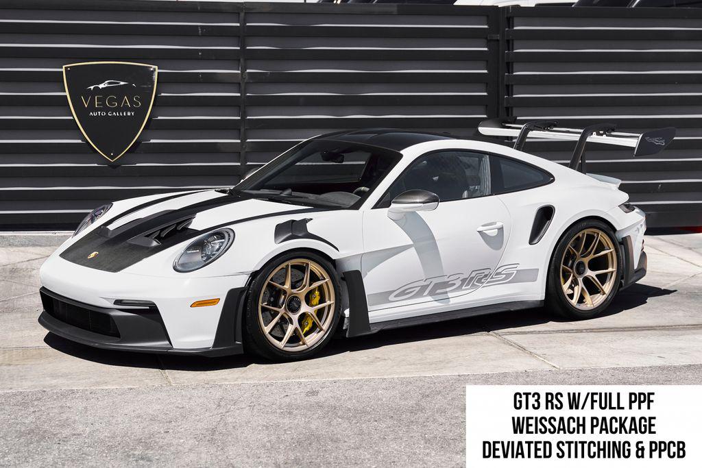 2025 Porsche 911 GT3 RS's photo