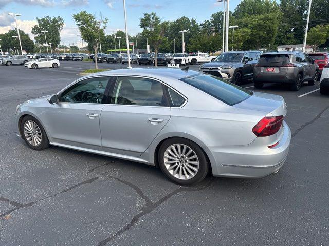 2017 Volkswagen Passat 1.8T SE