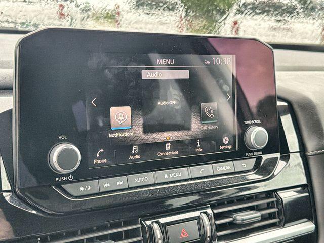 2025 Nissan Pathfinder SV - Photo 13