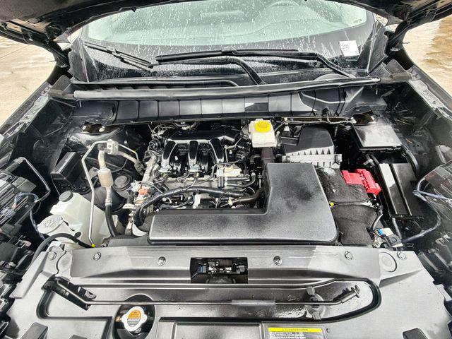 2025 Nissan Pathfinder SV - Photo 29