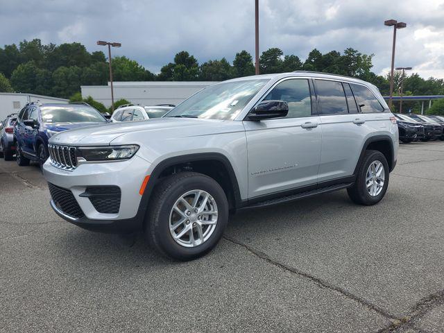 2026 Jeep Grand Cherokee GRAND CHEROKEE LAREDO X 4X4