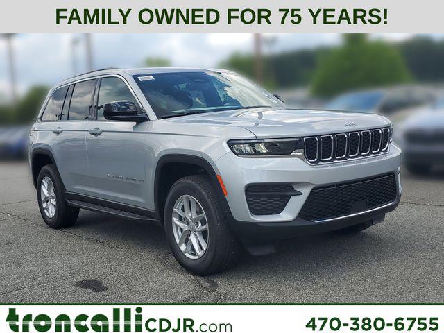2026 Jeep Grand Cherokee GRAND CHEROKEE LAREDO X 4X4