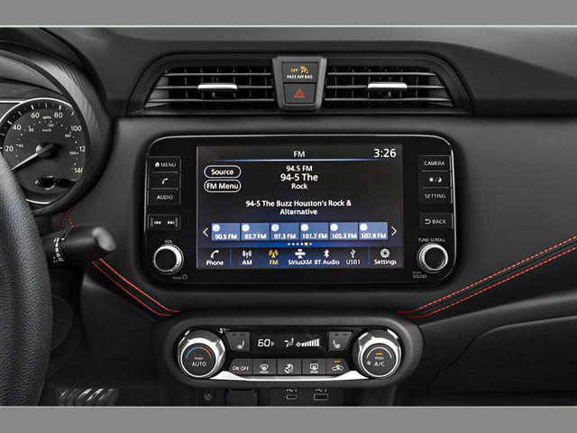 2025 Nissan Versa 1.6 SR