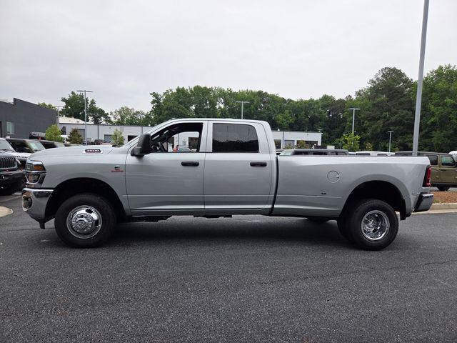 2026 Ram 3500 Tradesman Crew Cab 4x4 8 Box