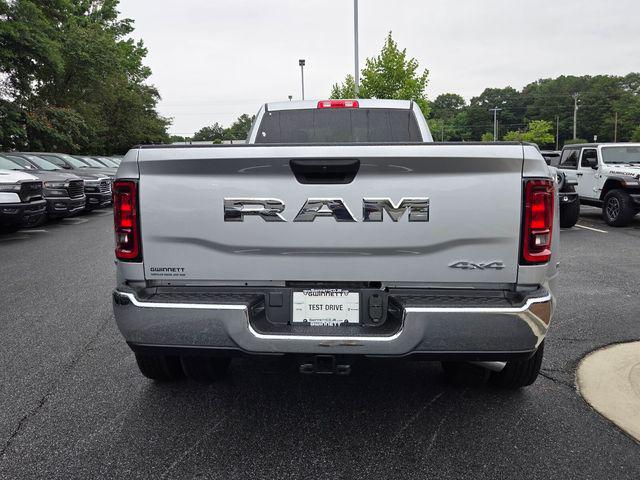 2026 Ram 3500 Tradesman Crew Cab 4x4 8 Box