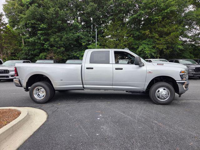2026 Ram 3500 Tradesman Crew Cab 4x4 8 Box