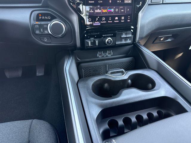 2026 Ram 1500 Big Horn Crew Cab 4x4 6'4" Box