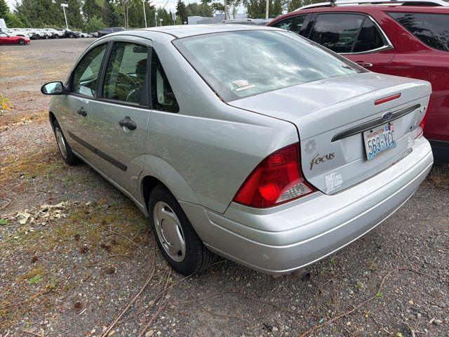 2004 Ford Focus LX