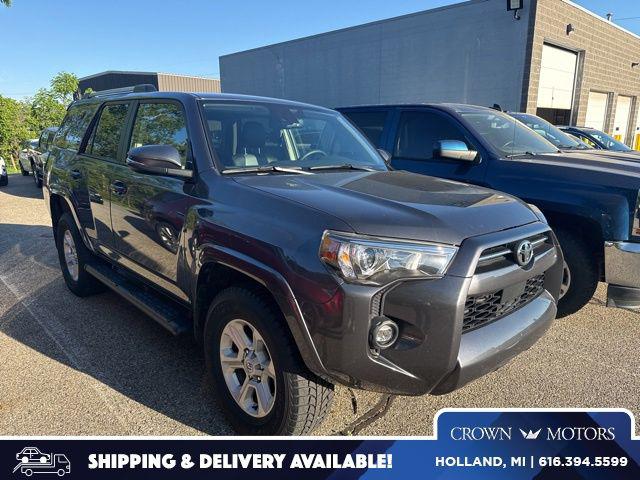 2022 Toyota 4Runner SR5 Premium 4WD V6's photo