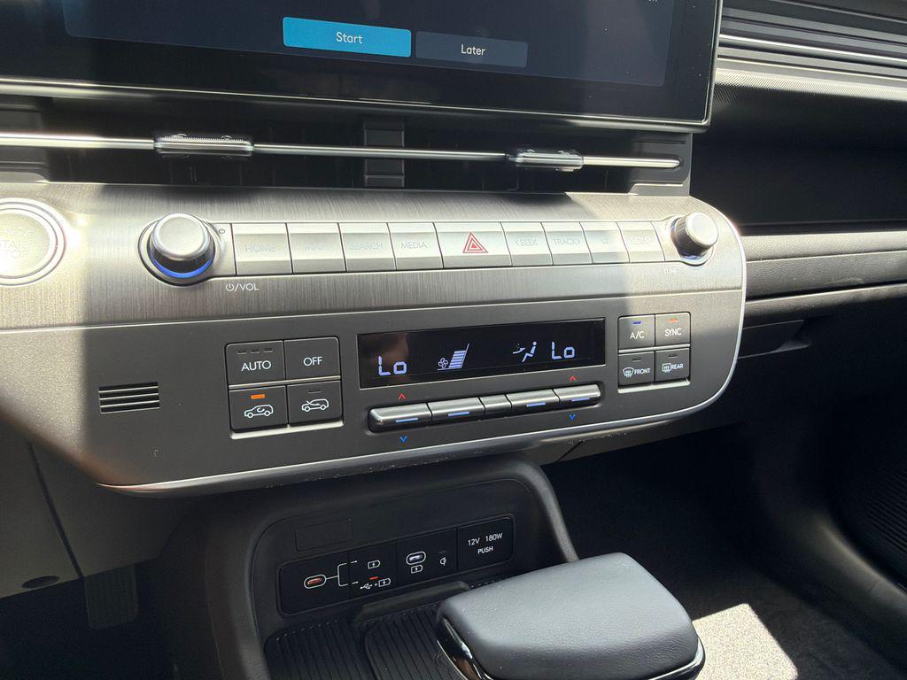 New 2026 Cyber Gray Metallic HYUNDAI SEL Sport FWD image 22
