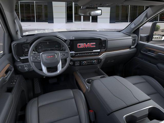 2026 GMC Sierra 2500HD Crew Cab, Standard Bed, SLT, 4WD