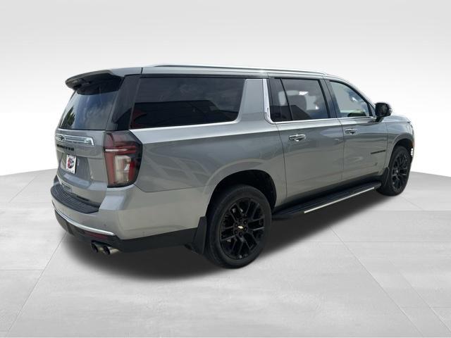 2023 Chevrolet Suburban 4WD Premier