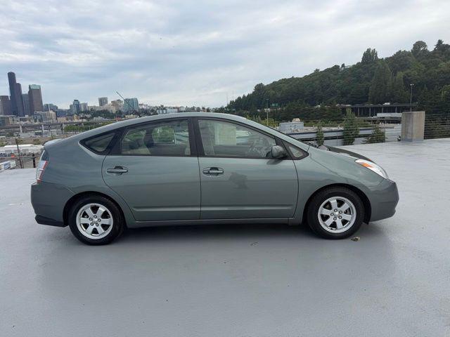 2004 Toyota Prius Base