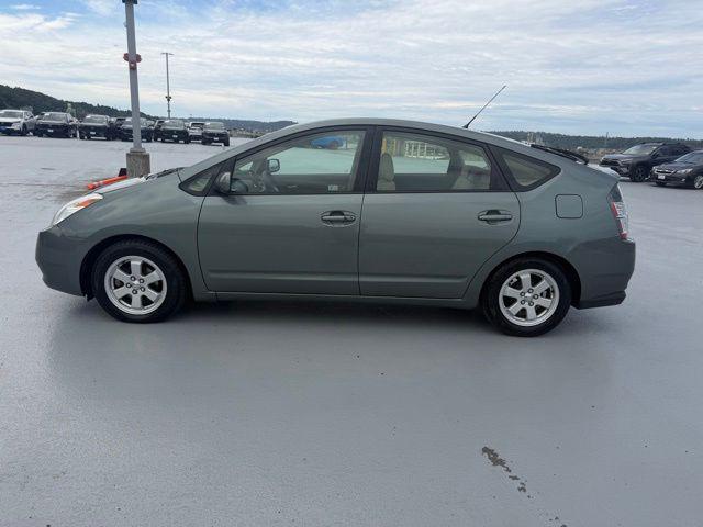 2004 Toyota Prius Base