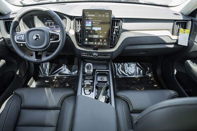 2026 Volvo XC60 Plug-In Hybrid Ultra, T8 AWD Electric/Gasoline, Dark