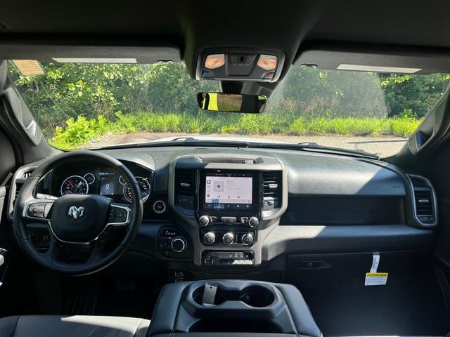 2026 Ram 1500 Tradesman Quad Cab 4x4 64 Box