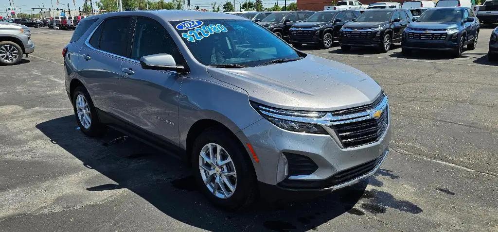 2024 Chevrolet Equinox FWD LT for sale in Warren, MI