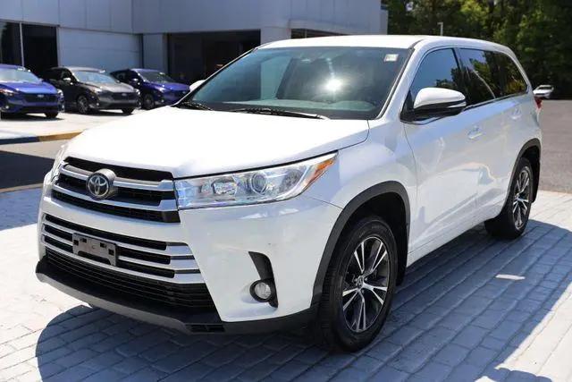2018 Toyota Highlander LE Plus for sale in Delmar, MD