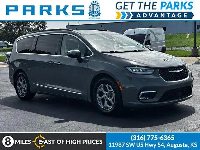 2023 Chrysler Pacifica Limited for sale in Augusta, KS
