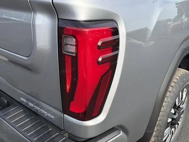 2026 GMC Sierra 2500HD Crew Cab, Standard Bed, Denali, 4WD