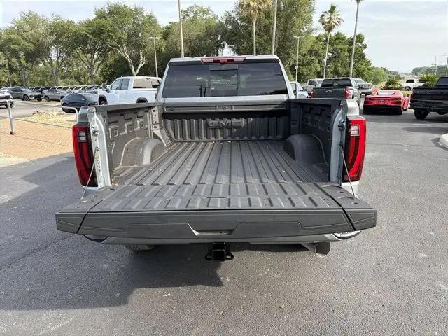 2026 GMC Sierra 2500HD Crew Cab, Standard Bed, Denali, 4WD