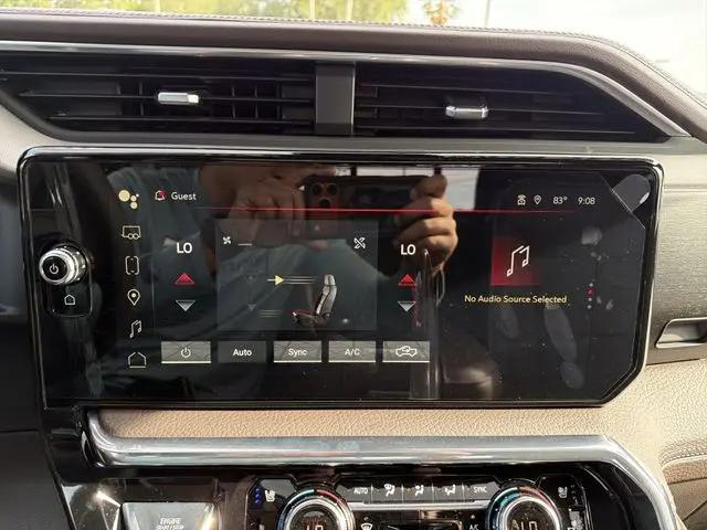2026 GMC Sierra 2500HD Crew Cab, Standard Bed, Denali, 4WD