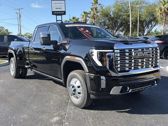 2026 GMC Sierra 3500HD Crew Cab, Long Bed, Denali Dual Rear Wheel, 4WD
