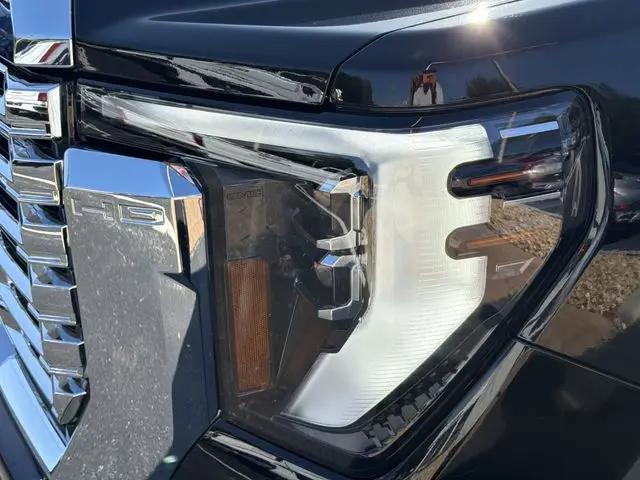 2026 GMC Sierra 3500HD Crew Cab, Long Bed, Denali Dual Rear Wheel, 4WD