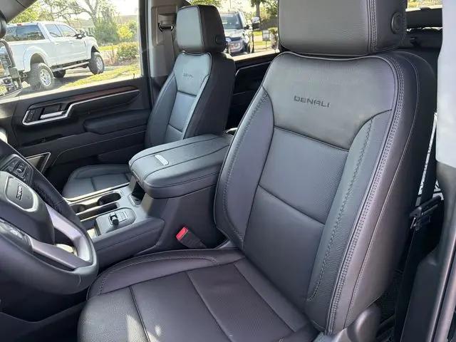 2026 GMC Sierra 3500HD Crew Cab, Long Bed, Denali Dual Rear Wheel, 4WD