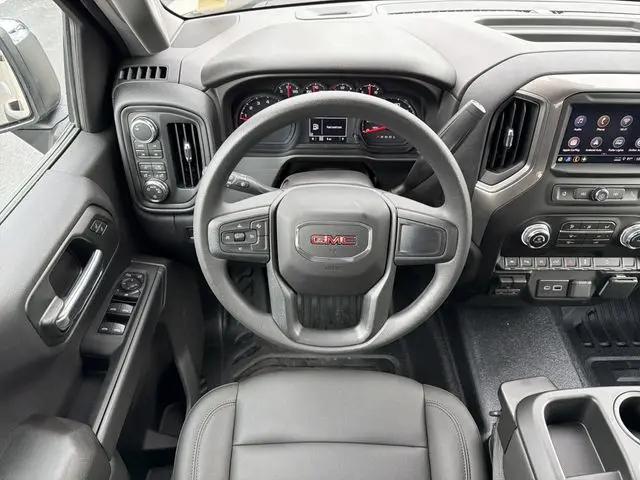 2026 GMC Sierra 1500 Crew Cab, Standard Bed, Pro, 4WD