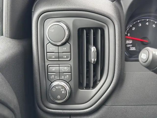 2026 GMC Sierra 1500 Crew Cab, Standard Bed, Pro, 4WD