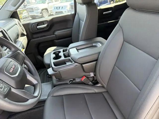 2026 GMC Sierra 1500 Crew Cab, Short Bed, Pro, 4WD
