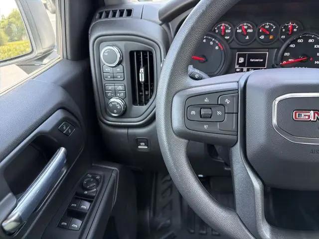 2026 GMC Sierra 1500 Crew Cab, Short Bed, Pro, 4WD