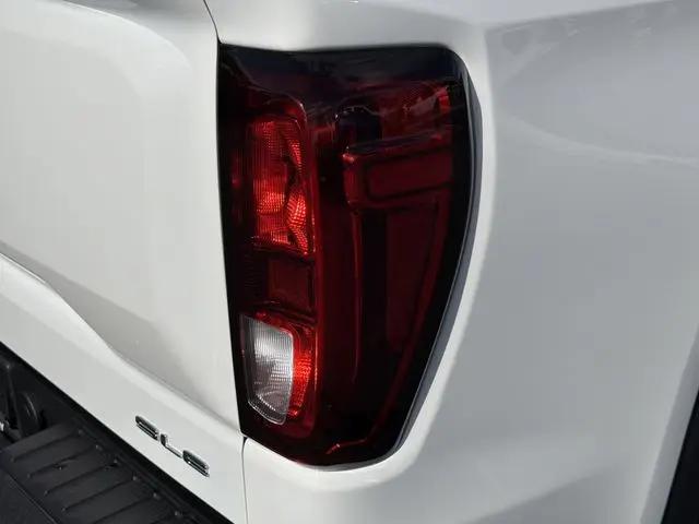 2026 GMC Sierra 1500 Crew Cab, Standard Bed, SLE, 4WD