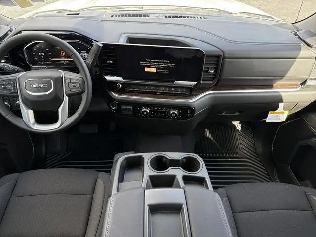 2026 GMC Sierra 1500 Crew Cab, Standard Bed, SLE, 4WD