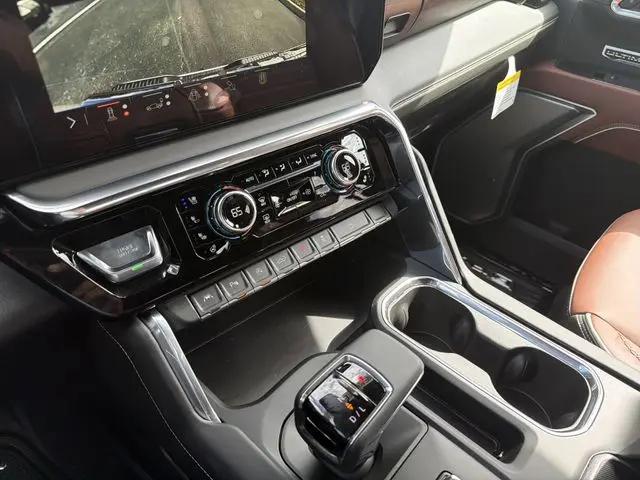 2026 GMC Sierra 1500 Crew Cab, Short Bed, Denali Ultimate, 4WD