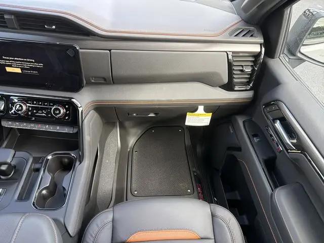 2026 GMC Sierra 1500 Crew Cab, Short Bed, AT4, 4WD