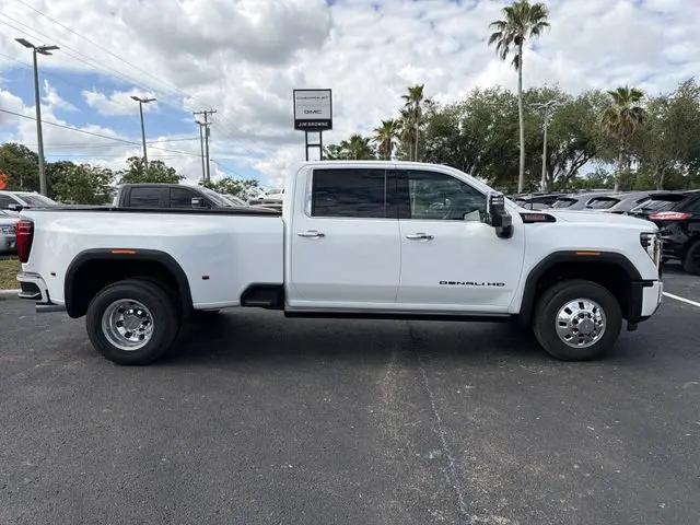 2026 GMC Sierra 3500HD Crew Cab, Long Bed, Denali Dual Rear Wheel, 4WD