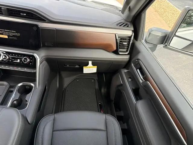 2026 GMC Sierra 3500HD Crew Cab, Long Bed, Denali Dual Rear Wheel, 4WD