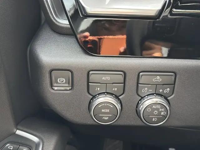 2026 GMC Sierra 1500 Double Cab, Standard Bed, Elevation, 4WD