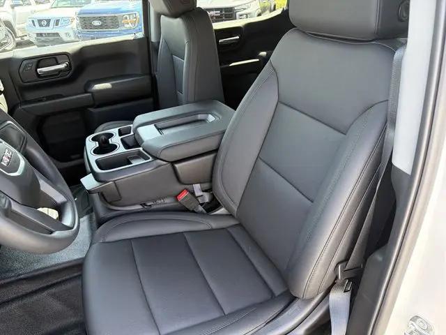2026 GMC Sierra 1500 Crew Cab, Short Bed, Pro, 4WD